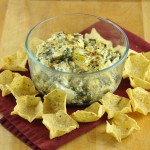 Cheesy Baked Spinach Artichoke Dip