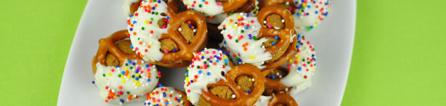 White Chocolate Biscoff Pretzel Bites