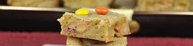 Reese's Pieces Blondies