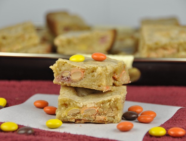 Reese's Pieces Blondies