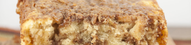 Cinnamon Apple Pie Bread Recipe. Apple Pie in a loaf form. Perfect for fall.