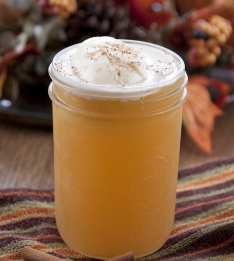 Apple Cider Floats Recipe made with ginger al and perfect for fall!