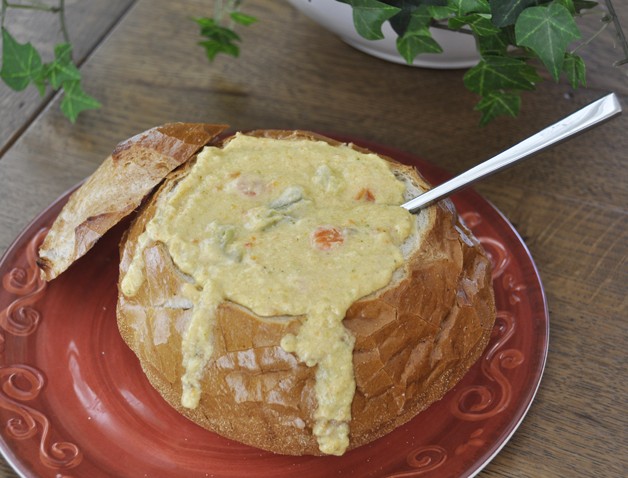 Panera Bread Broccoli Cheddar Soup Recipe in Bread Bowl. Copy cat recipe.