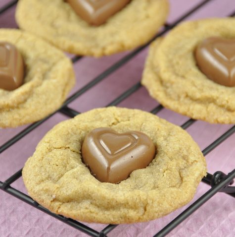 Chocolate Heart Biscoff Cookies Recipe for Valentine's day. Made with Dove chocolates or Hershey's heart shaped chocolates.