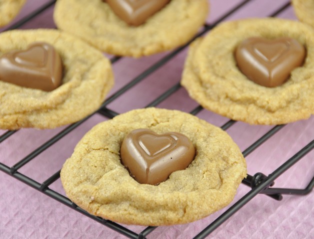 Chocolate Heart Biscoff Cookies Recipe for Valentine's day. Made with Dove chocolates or Hershey's heart shaped chocolates.