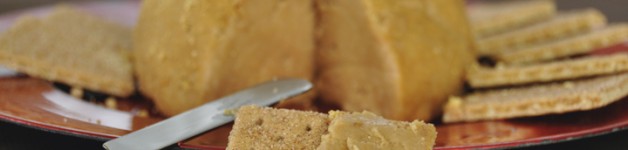 Peanut Butter Pie Ball Recipe. Great for parties! www.wishesndishes.com