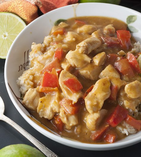 Chicken in Coconut Mango Verde Sauce Thai recipe has a delicious, rich sauce that is the perfect balance of sweet and spicy. It is quick and easy which makes it suitable for a weeknight meal!
