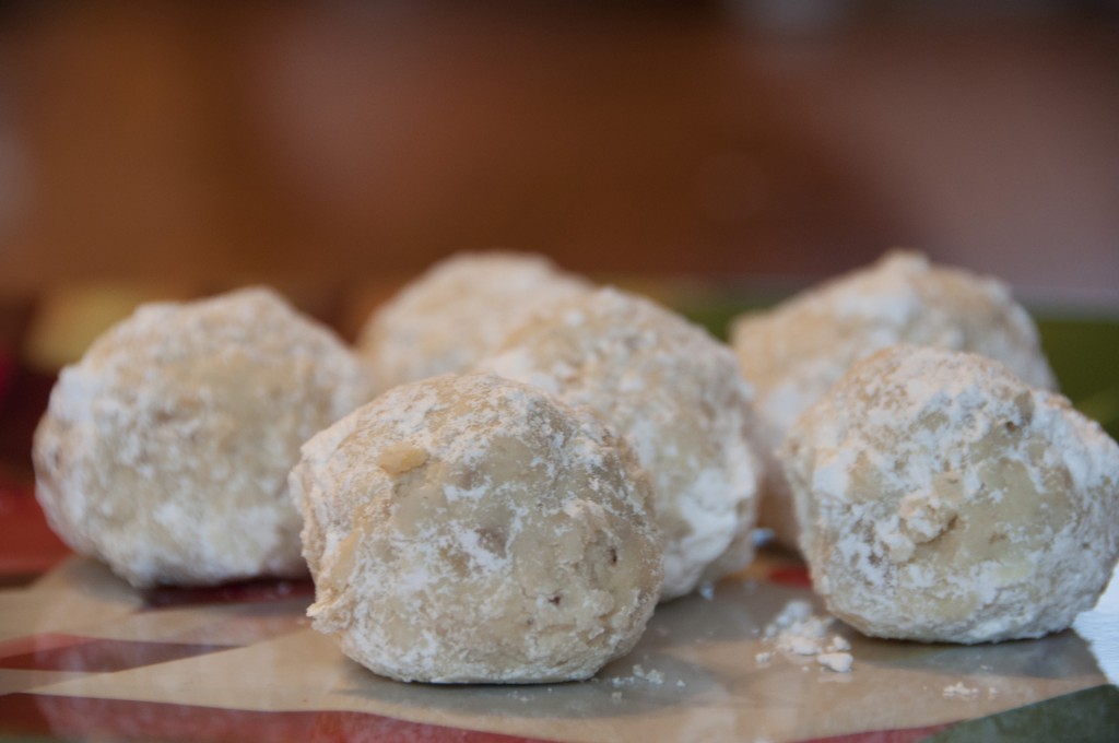 Christmas Walnut Snow Ball Cookies
