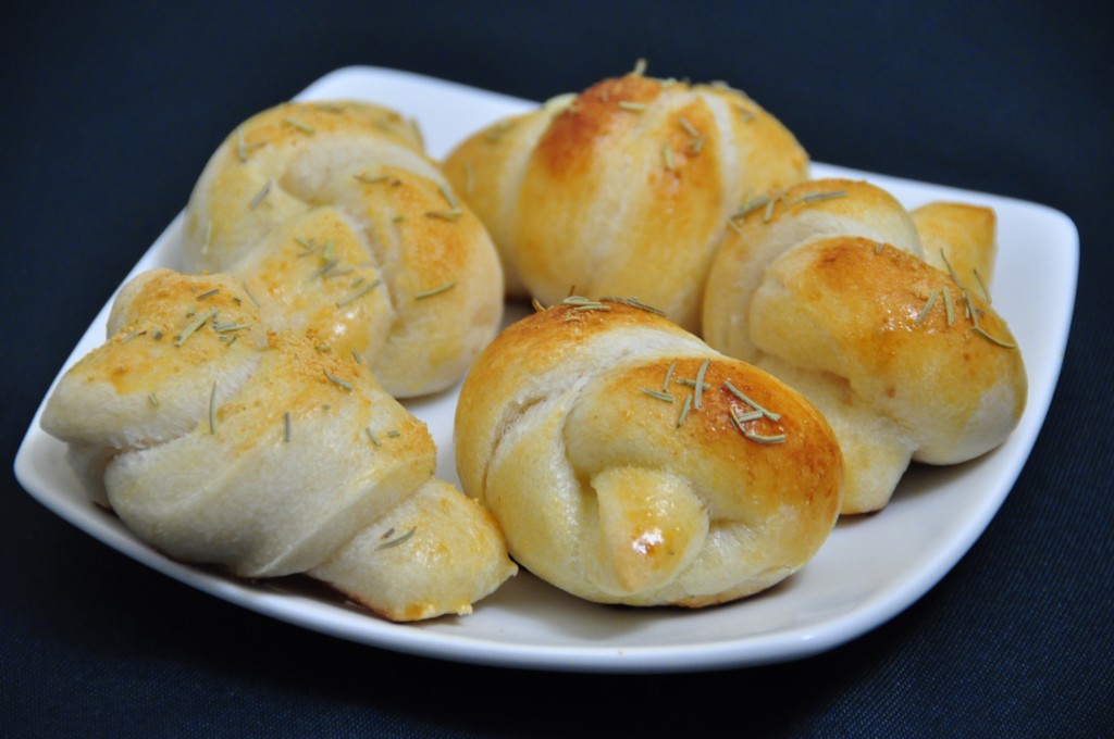 Homemade garlic knots