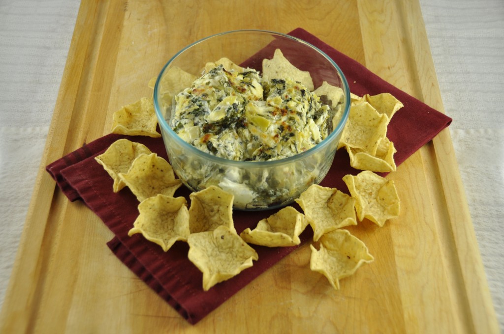 Cheesy Baked Spinach Artichoke Dip