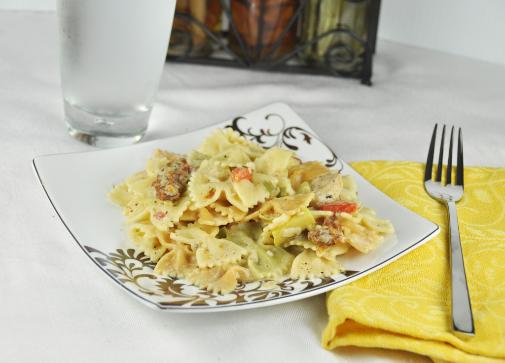 Creamy Sun-Dried Tomato, Roasted Red Pepper and Artichoke Pasta 