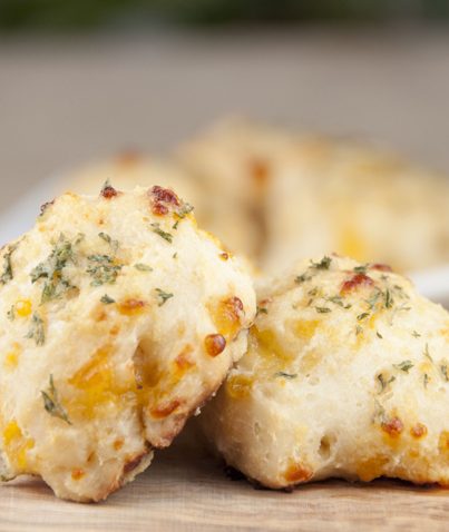 Cheddar Bay Biscuits Recipe. This is a copy-cat recipe of the Red Lobster biscuit