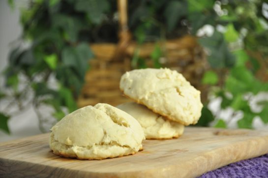 Southern Buttermilk Biscuits | Wishes and Dishes