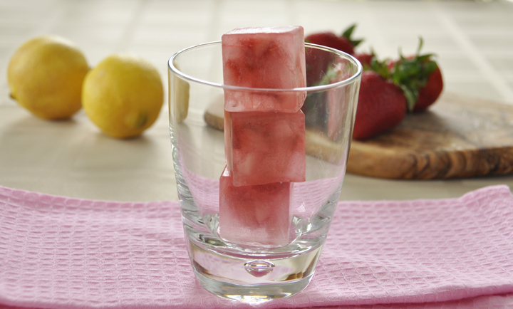 Strawberry Ice Recipe to put in lemonade. Perfect for summer!