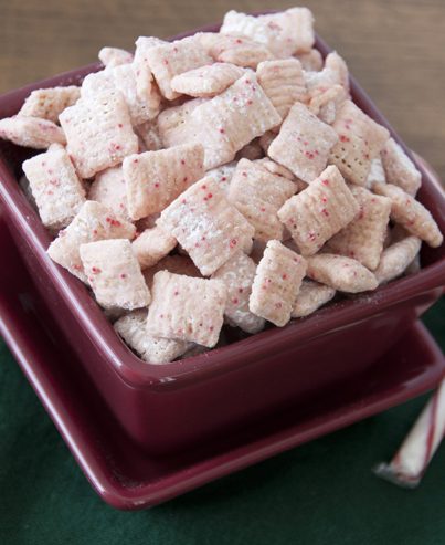 Candy Cane Puppy Chow Recipe (also known as muddy buddies or Trash). Great Christmas idea!
