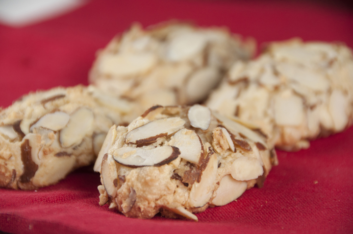 Grandmas-Almond-Macaroons-Cookie-Recipe for Christmas or any holiday