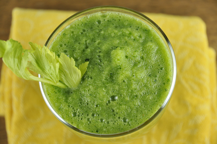 Green Juice in a Blender Without a Juicer