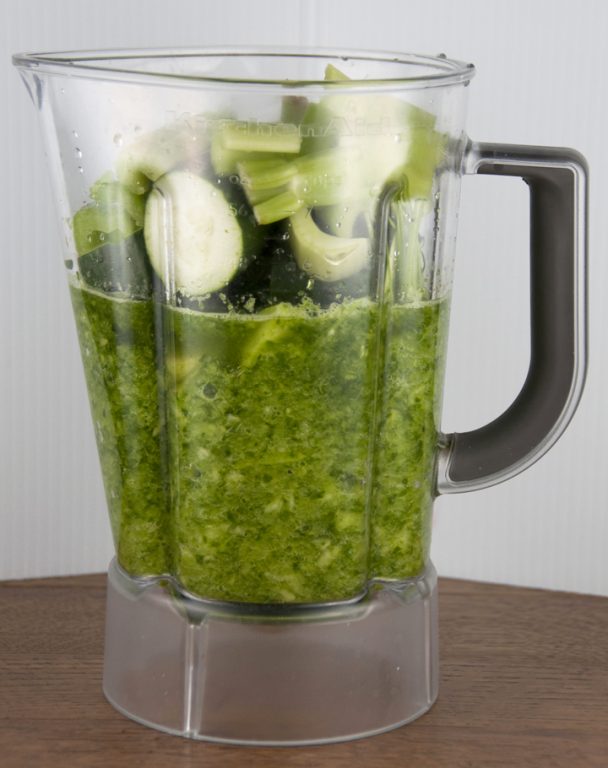 Green-Juice-in-a-Blender-No-Juicer-Required Recipe.  You don't need a juicer to juice vegetables.  Just use a blender and strain.