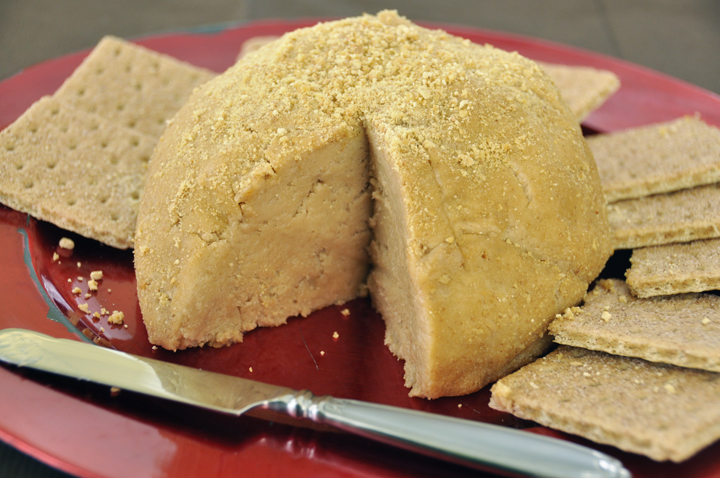 Peanut Butter Pie Ball Recipe.  Great for parties! www.wishesndishes.com