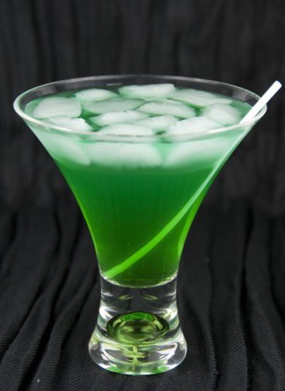 Tropical Leprechaun Green Alcoholic Drink Recipe is the best festive cocktail for St. Patrick's Day or Christmas