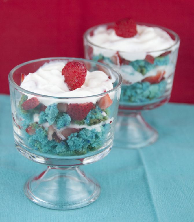 Fun recipe for an incredibly easy and festive red, white and blue 4th of July mini trifle dessert with fresh strawberries.