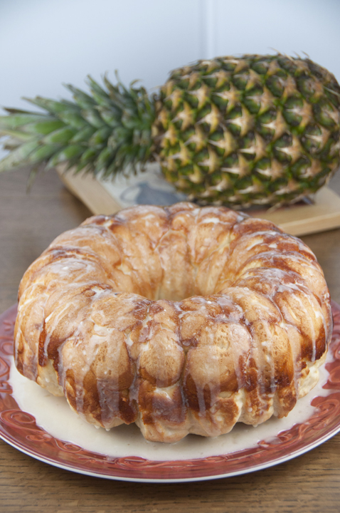 https://wishesndishes.com/images/2014/08/Hawaiian-Bubble-Bread-or-Monkey-Bread-Recipe-3.jpg