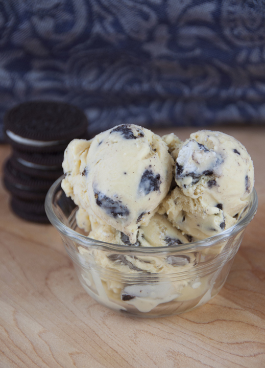 Homemade Cookies-And-Cream Ice Cream Recipe