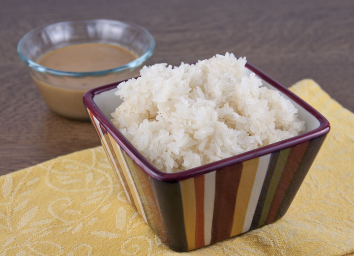 Set of Sticky Rice Steamer Pot and Basket with Cotton Cheesecloth