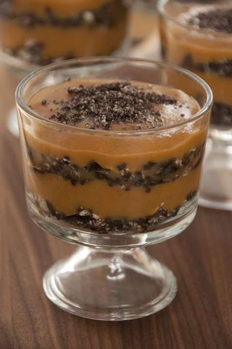 Oreo-and-Pumpkin-Pudding-Parfaits-Recipe (3)
