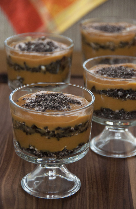 This is a lower calorie autumn version of the ever-so-popular parfait dessert. It encompasses all of the flavors of fall spice, pumpkin and Oreo and makes for an easy dessert alternative for the holidays.
