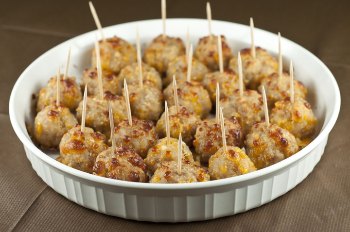 Sausage Cheese Balls make for the perfect little appetizer to serve to your guests at any holiday party, and especially for New Year's Eve.