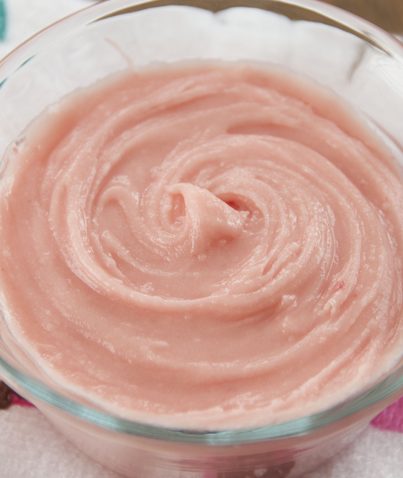 Easy Strawberry Frosting, or strawberry icing, recipe for cakes, cupcakes, or cookies.