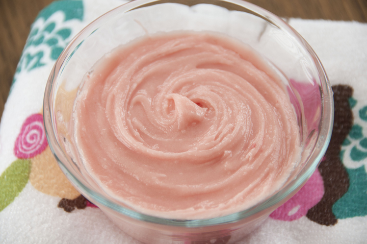 Easy Strawberry Buttercream Frosting, or strawberry icing, recipe for cakes, cupcakes, or cookies.