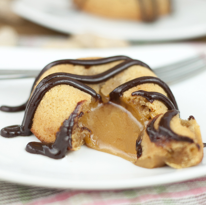 Double Peanut Butter Molten Lava Cakes that ooze melted peanut butter - the perfect dessert recipe!