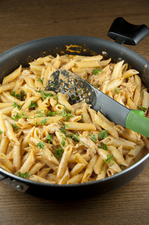 Easy Pasta with Tomato Cream Sauce makes a great weeknight dinner when you have that Italian food craving. This is a great recipe with easy instructions for beginners to cook up!