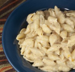 Creamy Apple Butter Macaroni and Cheese has a slight sweetness to it and is great as a main course or side dish. This is a fall food you will want to make over and over again and kids will love it!