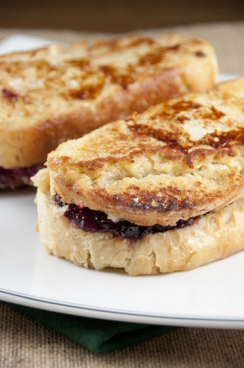 Leftover Turkey Cranberry Monte Cristo Sandwich recipe made with Thanksgiving leftovers for breakfast, brunch, or dinner.