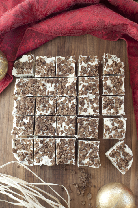 White Chocolate Cocoa Pebbles Fudge recipe is perfect for your Christmas cookie trays. Kids and adults will both love this!