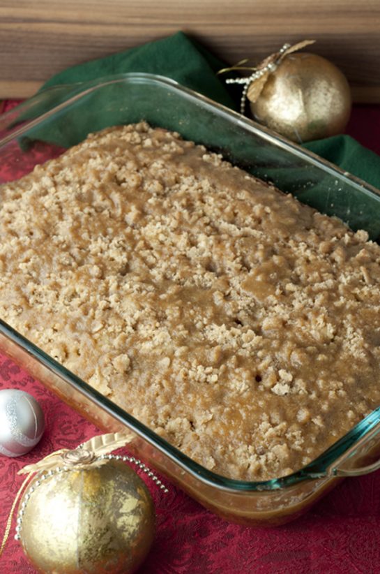 Eggnog Crumble Coffee Cake | Wishes and Dishes
