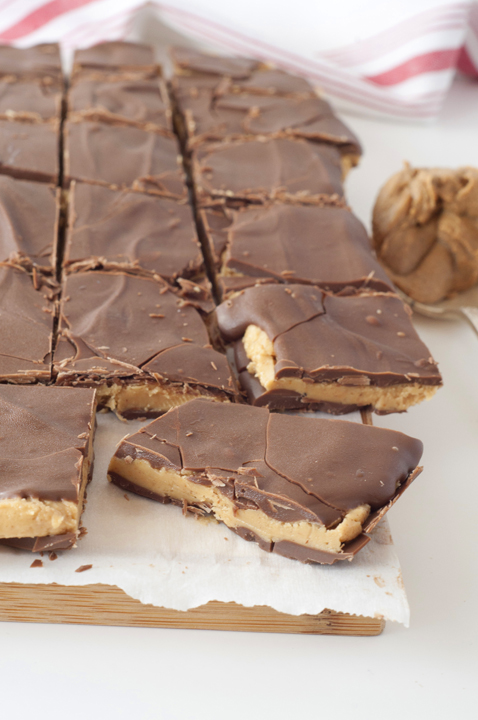 Five Ingredient No-Bake Peanut Butter Buckeye Bark recipe that is a great dessert for Christmas, Valentine's Day, or any party!