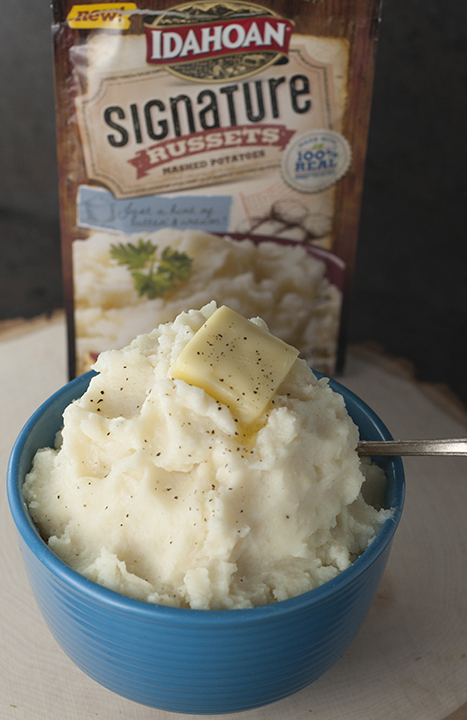 Idahoan Signature Russets Mashed Potatoes is perfect as a side dish to any main course.