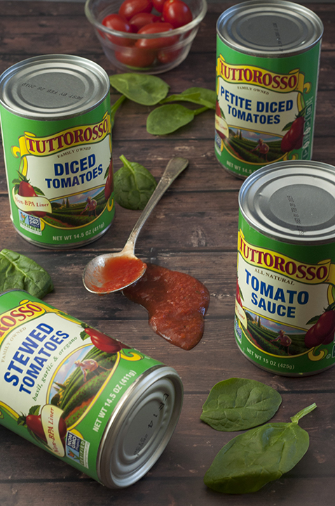 Tuttorosso tomato product photo.