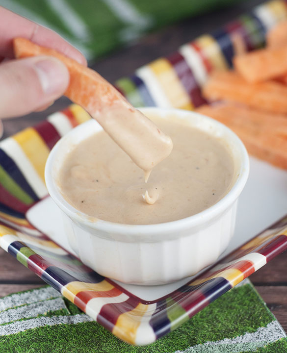 Southern Mississippi Comeback Sauce is the perfect versatile dipping sauce recipe for french fries, chicken fingers, hot dogs, burgers, or as a salad dressing. Great for a BBQ or picnic!