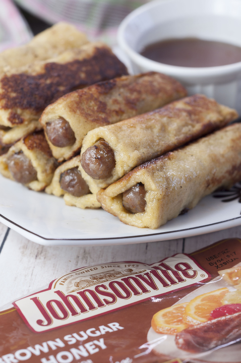 This sweet and savory recipe for Mini French Toast Sausage Roll-Ups served with warm maple syrup for dunking will be the best addition to your Easter breakfast or brunch!