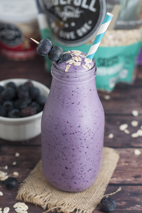 Blueberry Muffin Smoothie | Wishes and Dishes