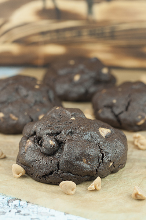 Copy-Cat Bakery-Style Dark Chocolate Peanut Butter Chip Cookies. This recipe is a fabulous copy-cat version of my favorite giant cookies from Levain bakery and just as good!