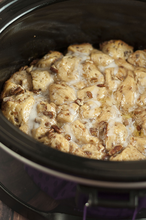 Easy Slow Cooker Crock Pot Cinnamon Bun French Toast has all the flavors of gourmet cinnamon rolls without all of the hard work! This is perfect for the busy Christmas. Easter or Thanksgiving mornings!