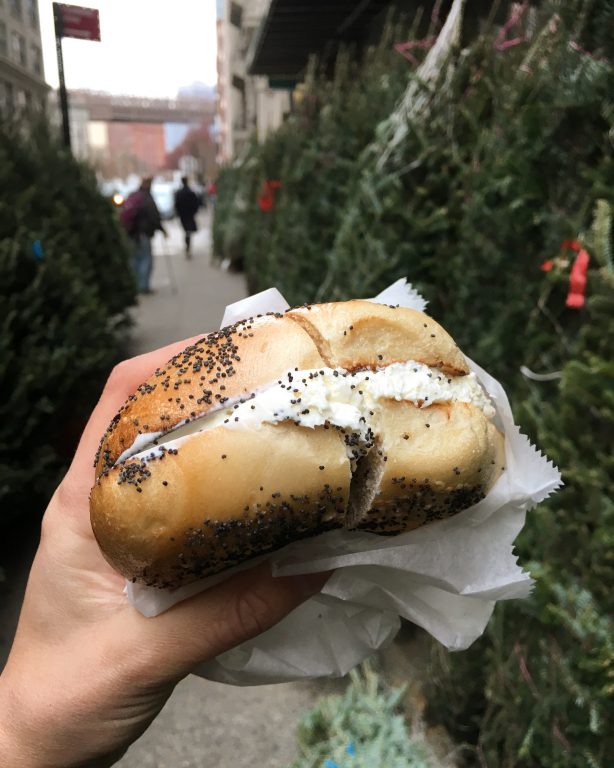 La Bagel Delight in DUMBO, Brooklyn, NYC. Where to Eat and What to do in New York City.