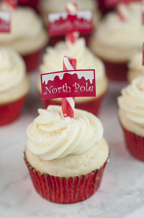 Easy Snowy North Pole Cupcakes are the cutest holiday Christmas dessert recipe when you need a fun, creative holiday treat! Great for kids who want to help bake!