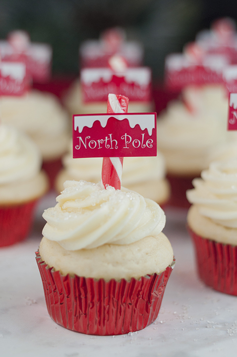 Snowy North Pole Cupcakes are the cutest Christmas dessert recipe when you need a fun, creative holiday treat! Great for kids who want to help bake!